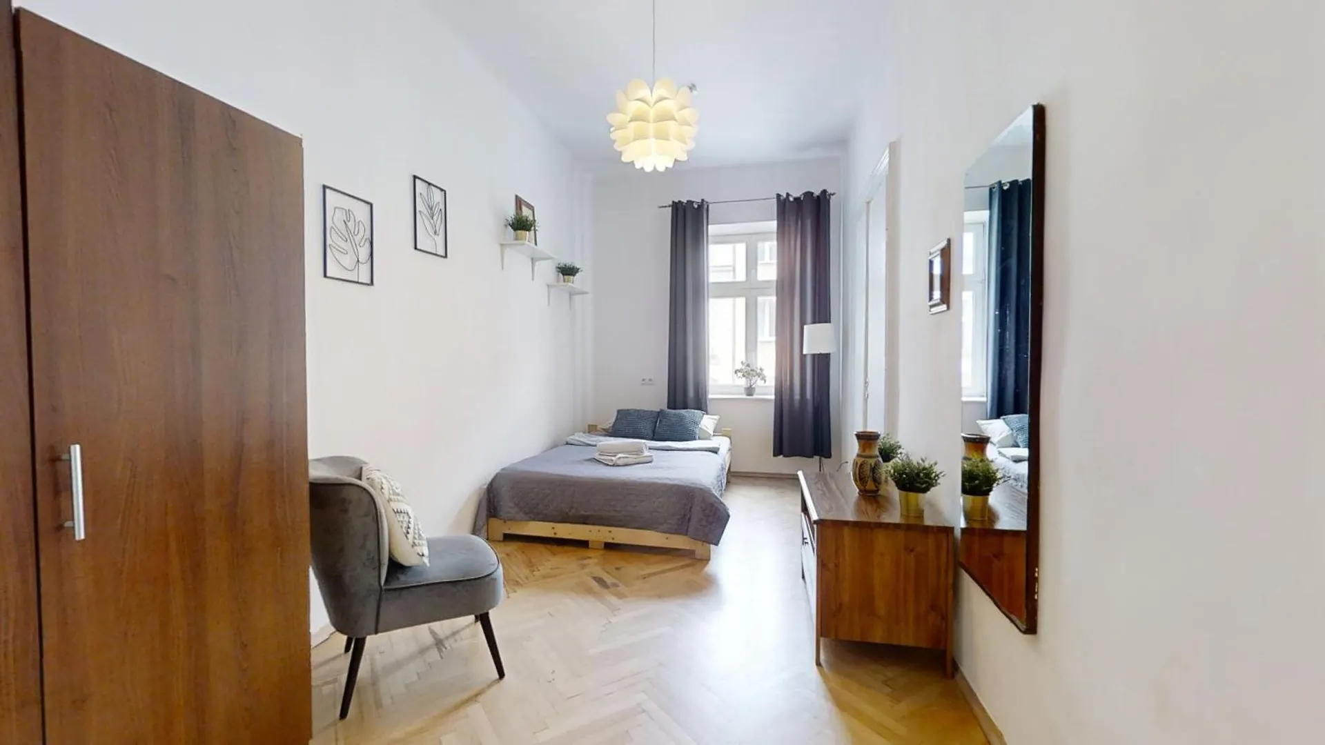 Flowers Flat In The Tenement Varšava Apartmán